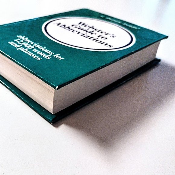 Webster's Guide to Abbreviations ~ 1985 Hardcover ~ Pocket-Size Ref. Book ~ EVC - Picture 7 of 12